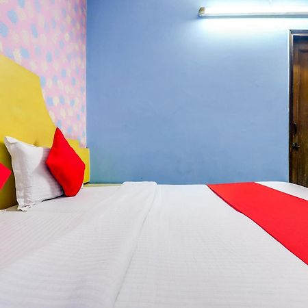 Hotel O Moon Palace Dx New Delhi Exterior photo